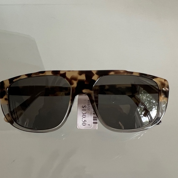 PERSOL PO3261S Flat Top Tortoise Sunglasses main image 6